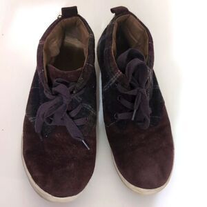 Wool plaid and leather chukka boots size 7